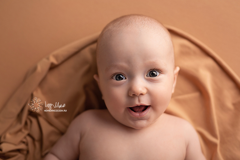 фотосессия малыша в 6 месяцев